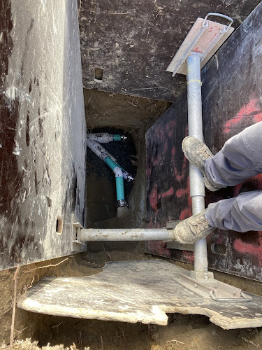 Negocio Strictly Sewers Inc